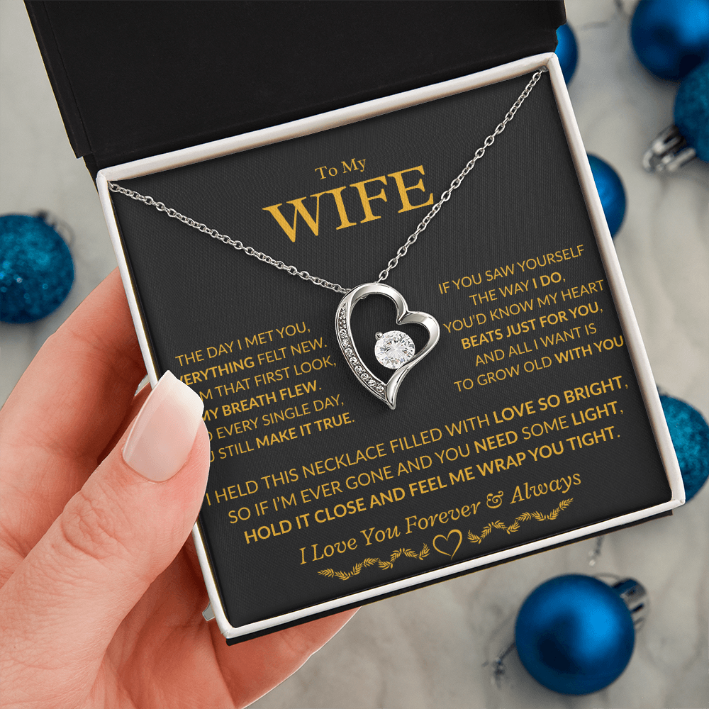 To My Wife Forever Love Necklace (Gold and White Gold Variants)
